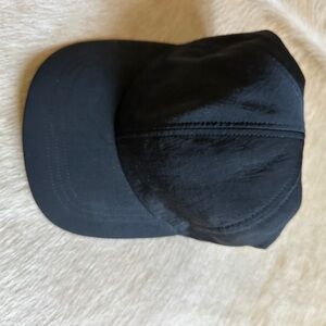 Lululemon hat